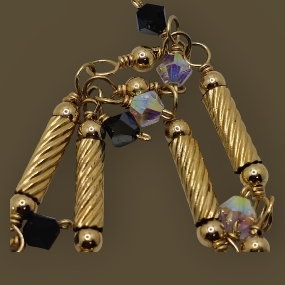 90s Vintage Elegant Gold Tone and Black Beaded Bracelet - Picture 7 of 9